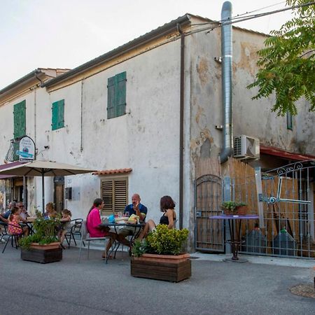 Villa Di Campagna 10 Posti Con Piscina Privata 卡斯泰里那马里提玛 外观 照片