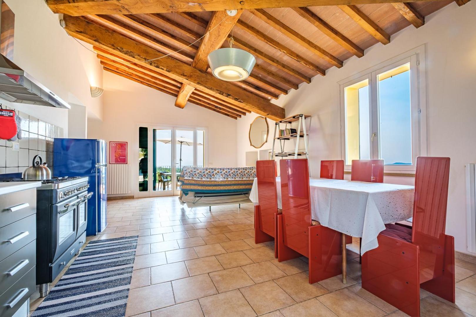 Villa Di Campagna 10 Posti Con Piscina Privata 卡斯泰里那马里提玛 外观 照片