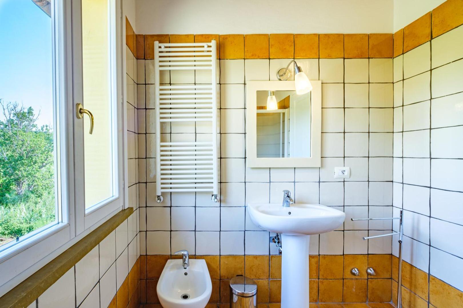 Villa Di Campagna 10 Posti Con Piscina Privata 卡斯泰里那马里提玛 外观 照片